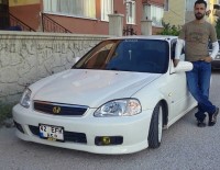 HALIL ÜRÜN - Trafik Kazasında Ağır Yaralanan Sürücü Yaşam Mücadelesini Kaybetti