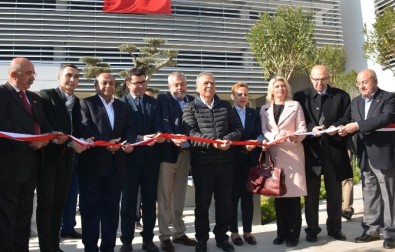 Bergama'da 7 Milyona Mal Olan 350 Araçlık Otopark Hizmete Açıldı