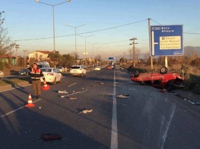Bolu'da Otomobil Takla Attı Açıklaması 3 Yaralı