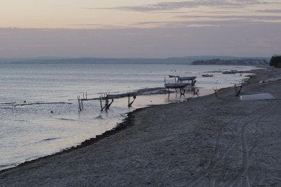 Marmaraereğlisi'nde Deniz 10 Metre Çekildi