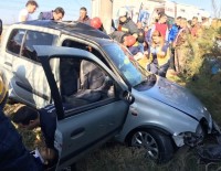 Akhisar'da Trafik Kazası Açıklaması 2 Yaralı