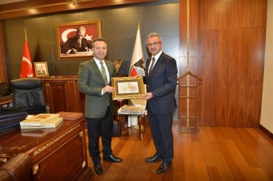 Başkan Köşker Diyarbakır'da İlk Ziyaret Vali Aksoy'a