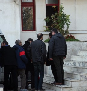 Eski Güvenlik Şube Müdürüne FETÖ Gözaltısı