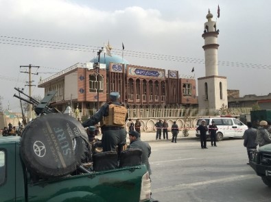 Kabil'de Şii Camisine İntihar Saldırısı Açıklaması 27 Ölü