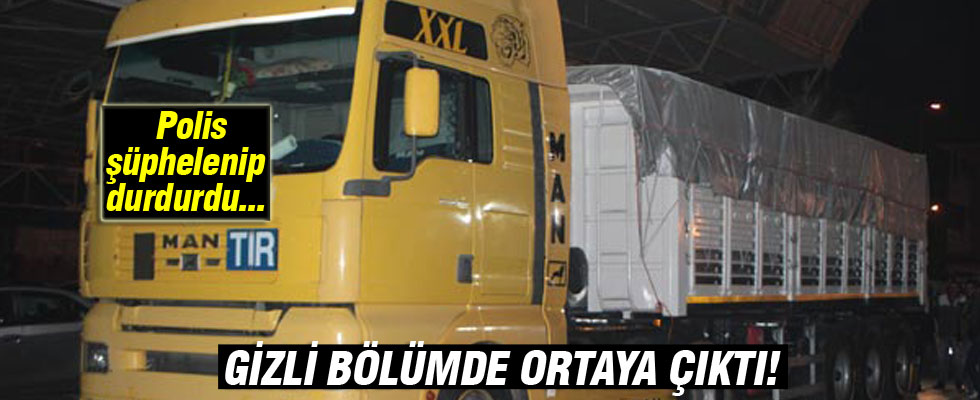 Mısır yüklü kamyonda 25 bin 500 paket kaçak sigara ele geçirildi