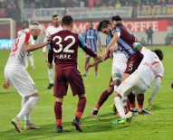 MUSTAFA YUMLU - Trabzonspor'a Evinde Şok