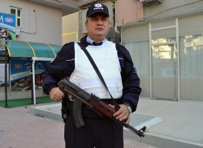 Adana'da Masaj Salonlarına 200 Polisle Uygulama