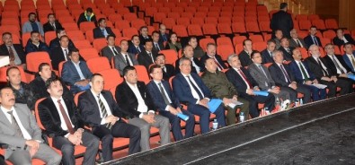 Aksaray'da Acil Müdahale Planının Masa Başı Tatbikatı Yapıldı