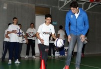 KESİNTİSİZ EĞİTİM - Anadolu Efes'in Euroleague One Team 2016-2017 Sezonu Projeleri Belli Oldu