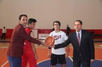 MEHMET DEMIR - Diyarbakır'da Okul Sporları Start Aldı