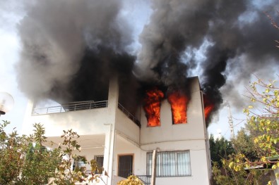 Bodrum'da Ev Yangını Açıklaması 1 Ölü, 3 Yaralı