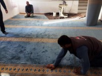 Gelibolu Kocaçeşme Camii Halıları Yenilendi