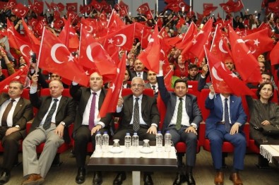 Kahramanların 15 Temmuz'u Anlattığı Gecede Gözyaşları Adeta Sel Oldu