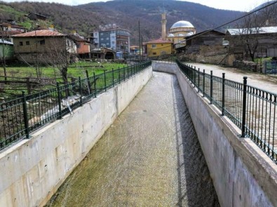 Karadeniz'de 25 Taşkın Koruma Tesisinin Sözleşmesi İmzaladı