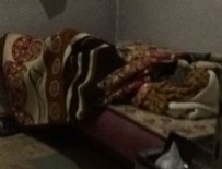 Annesinin cesedi ile 5 gün boyunca koyun koyuna yattı