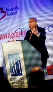 TAV Havalimanları CEO'su Şener Brüksel'de Türkiye'yi Anlattı