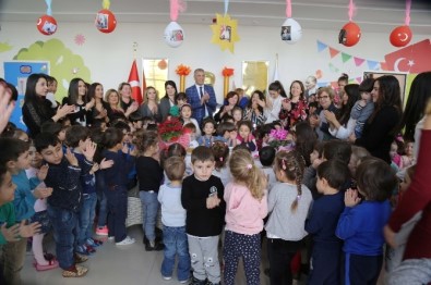 Mezitli'de Miniklerin İlk Öğretmenler Günü Heyecanı