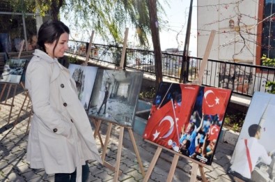 Şırnak'ta 15 Temmuz Resim Sergisi Açıldı