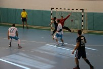 HALİL ÖZCAN - Termalspor'un Evinde Bileği Bükülmüyor