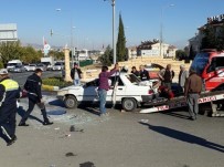 ALTINŞEHİR - Adıyaman'da Otomobil Takla Attı Açıklaması 4 Yaralı