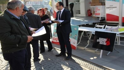 Aksaray'da Sağlık Çalışanları 'Kadına Şiddete' Dikkat Çekti