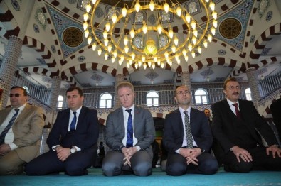 Baharözü Merkez Cemal Ve Mukaddem Camii İbadete Açıldı