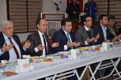 Başkan Bakıcı AK Parti Kasım Ayı İstişare Toplantısında Projelerini Anlattı