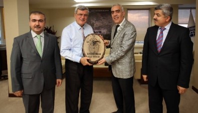 Başkan Karaosmanoğlu, Sakarya Orman Bölge Müdürü Kurşun'u Makamında Ağırladı