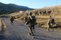 BOMBALI ARAÇ - Diyarbakır Ve Şırnak'ta 6 Terörist Etkisiz Hale Getirildi