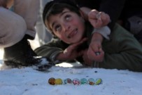 Erzurum'da Çocukların Kızak Ve Misket Keyfi