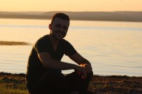 AKÇALAR - Genç Avcı Piknik Tüpünden Zehirlenip Öldü