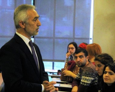 Kağıthane Belediye Başkanı Fazlı Kılıç, Nişantaşı Üniversitesinde