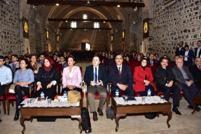 Şehzadeler Belediyesi'nde Kültürel Değerler Konferansı