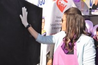 ATATÜRK KONGRE VE ETNOGRAFYA MÜZESI - Sivas'ta Kadınlar, Şiddeti 'El Baskısıyla' Protesto Etti