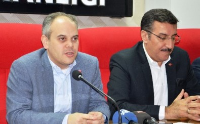 Bakan Kılıç Ve Tüfenkci AK Parti Malatya İl Başkanlığını Ziyaret Etti