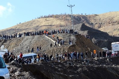 Emine Erdoğan Maden Bölgesinden Ayrıldı