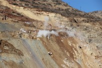 Madencileri Arama Çalışmalarında Dinamit Kullanıldı