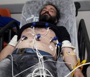 ÇAY OCAĞI - Oturan adam 172 saat dayanabildi!