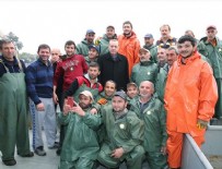 BALIK FİYATLARI - Cumhurbaşkanı Erdoğan, balıkçılarla ava çıktı