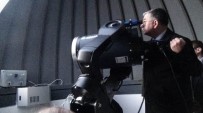 Milli Eğitim Bakanı Uyduya Bağlanan Teleskopla Yıldızları İzledi