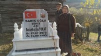 SADIK TOKAT - Köyde tek başlarına kaldılar ama yine de köyü terk etmediler