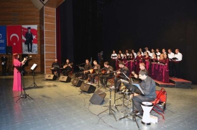 Büyükşehir Türk Halk Müziği Korosundan Gebzelilere Türkü Ziyafeti