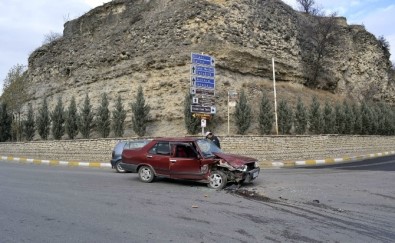 Karabük'te Trafik Kazası Açıklaması 3 Yaralı