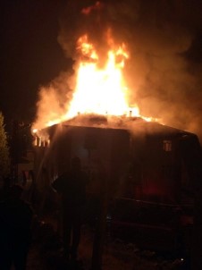 Adana'da Kız Öğrenci Yurdunda Yangın: 13 Öğrenci Yaralı