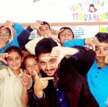 ŞARKı SÖZÜ - Böyle Türkçe dersi ne görüldü, ne duyuldu