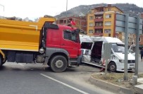 FARABI - Trabzon'da Trafik Kazası Açıklaması 11 Yaralı