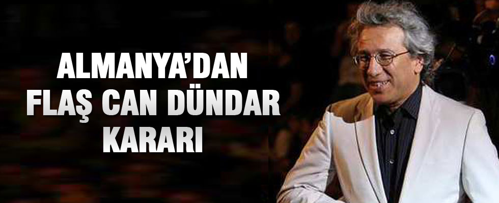 Almanya'dan Can Dündar'a geçici pasaport