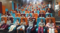 ERDEM BAYAZıT - Kepez'den Çocuklara Ücretsiz Sinema