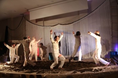 Seydişehir'de 'Ölümsüzler' Sahnelendi