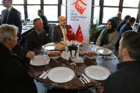 ŞEHİT ANNELERİ - Vali Zülkif Dağlı Şehit Yakınları İle Bir Araya Geldi